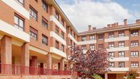 Vista exterior de Pis en venda en Gijón  amb Calefacció i Traster
