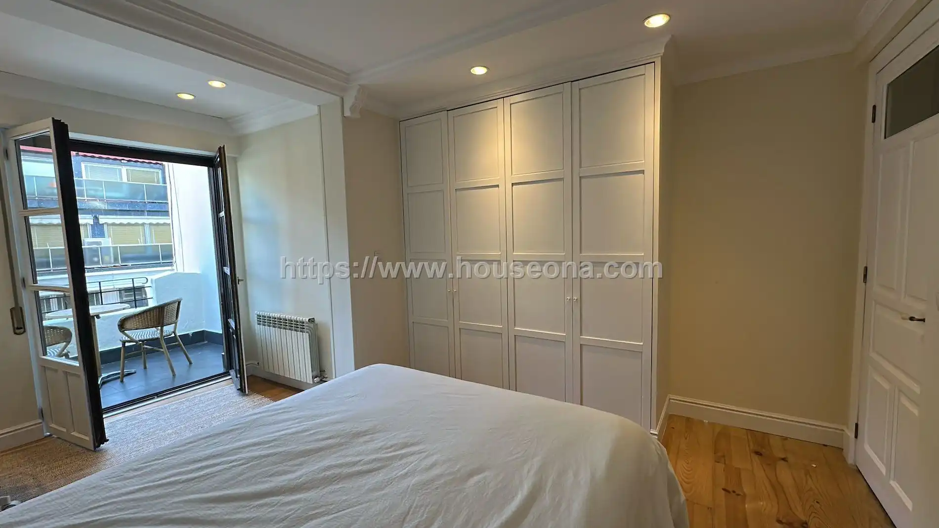 Habitación de Piso de alquiler en Bilbao  con Calefacción, Terraza y Amueblado