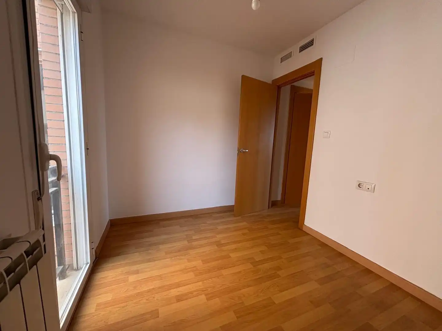 Habitación de Piso en venta en Fuentes de Ebro con Trastero