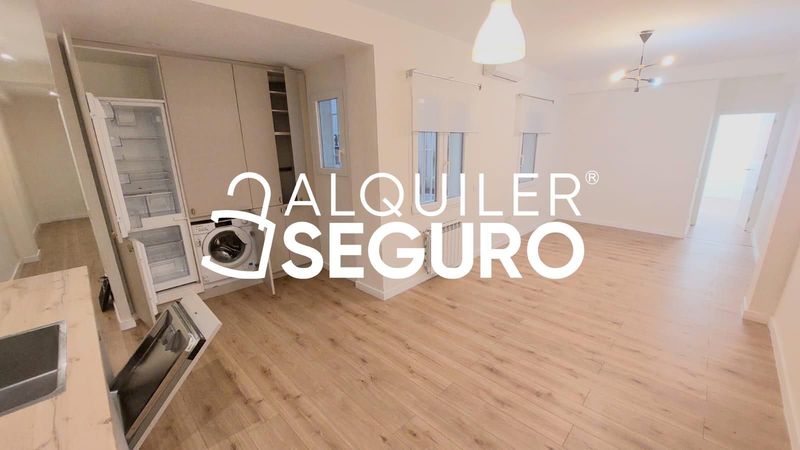 Habitación de Piso de alquiler en  Madrid Capital con Aire acondicionado y Calefacción