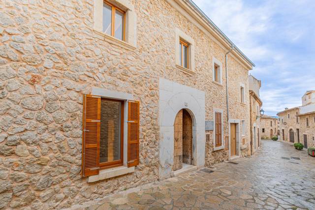 Casa adosada en Venta en Mancor de la Vall