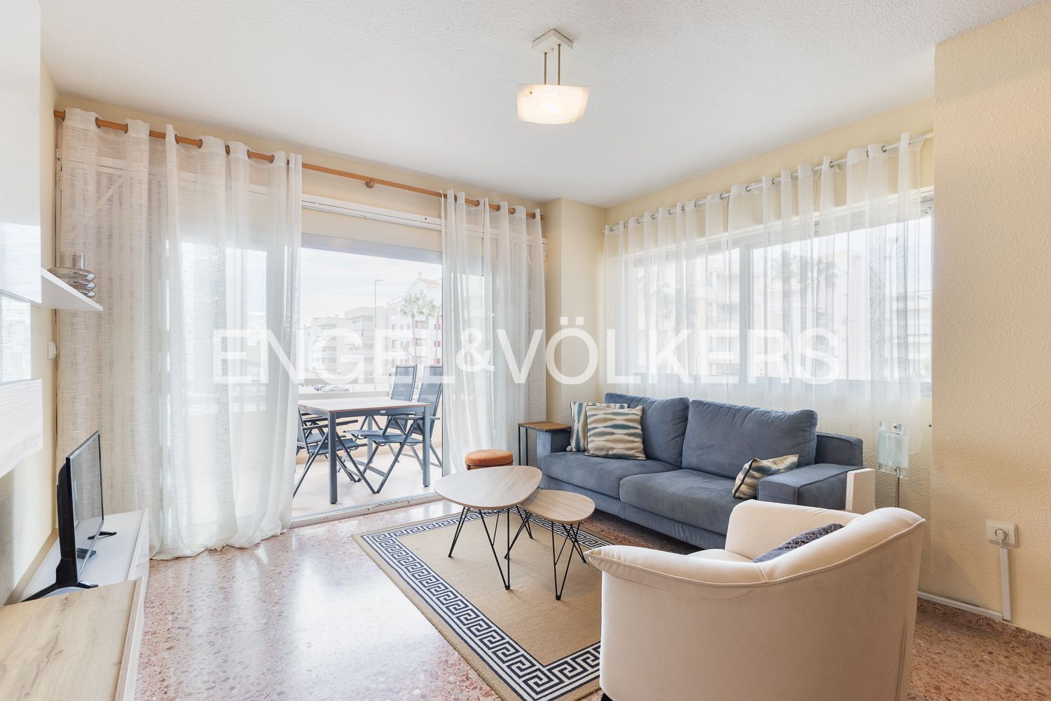 Sala de estar de Apartamento en venta en Daimús con Aire acondicionado, Calefacción y Terraza
