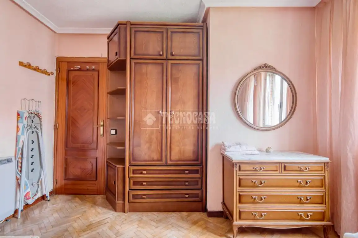 Habitación de Piso en venta en Salamanca con Calefacción y Balcón