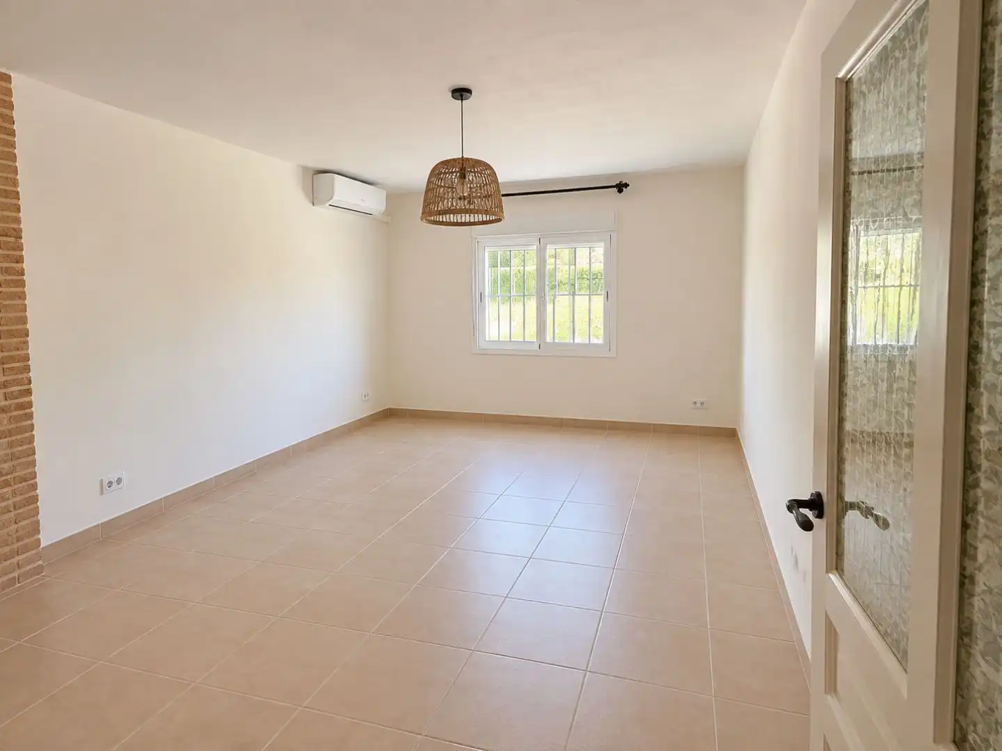 Sala d'estar de Casa o xalet en venda en Marchena, Sevilla
