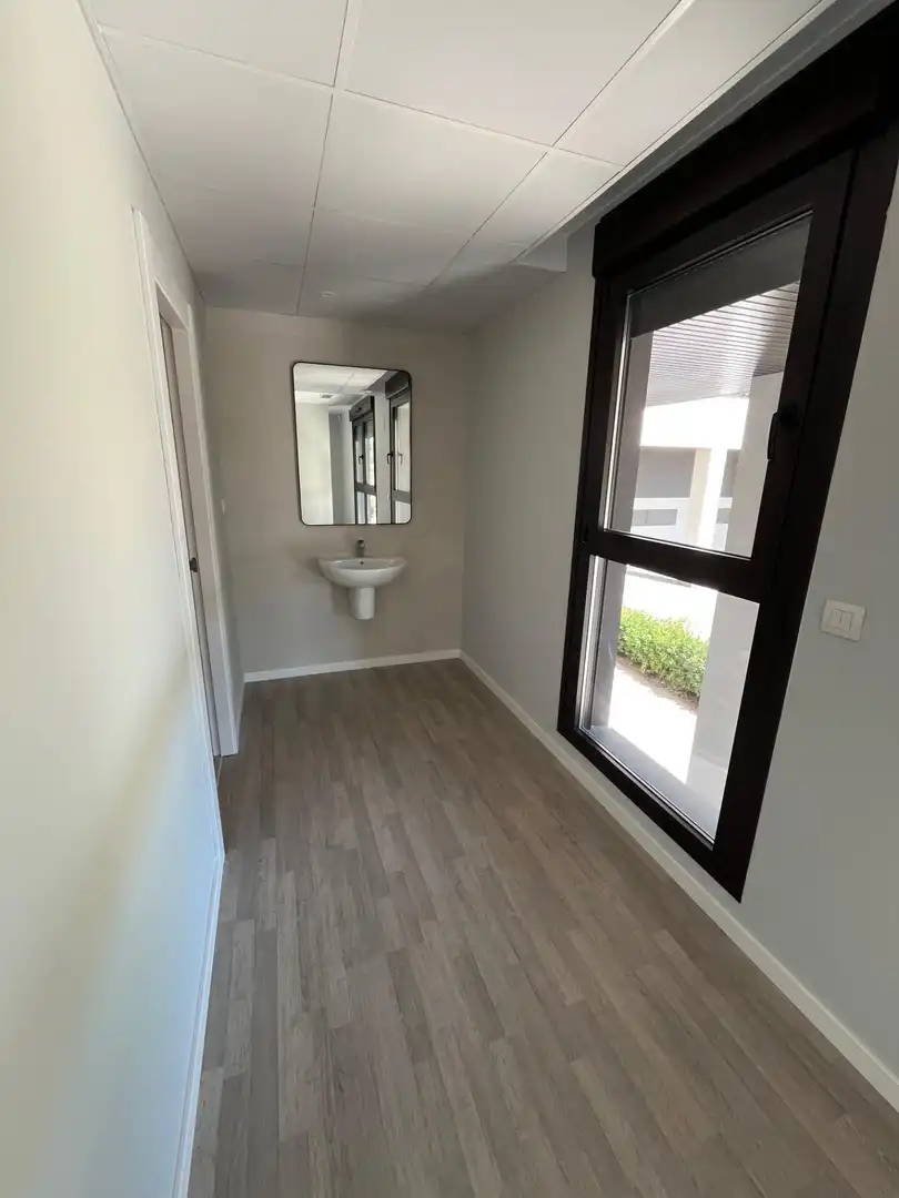 Bathroom of Flat for sale in Zaragoza  with Air Conditioner, Heating and Community pool