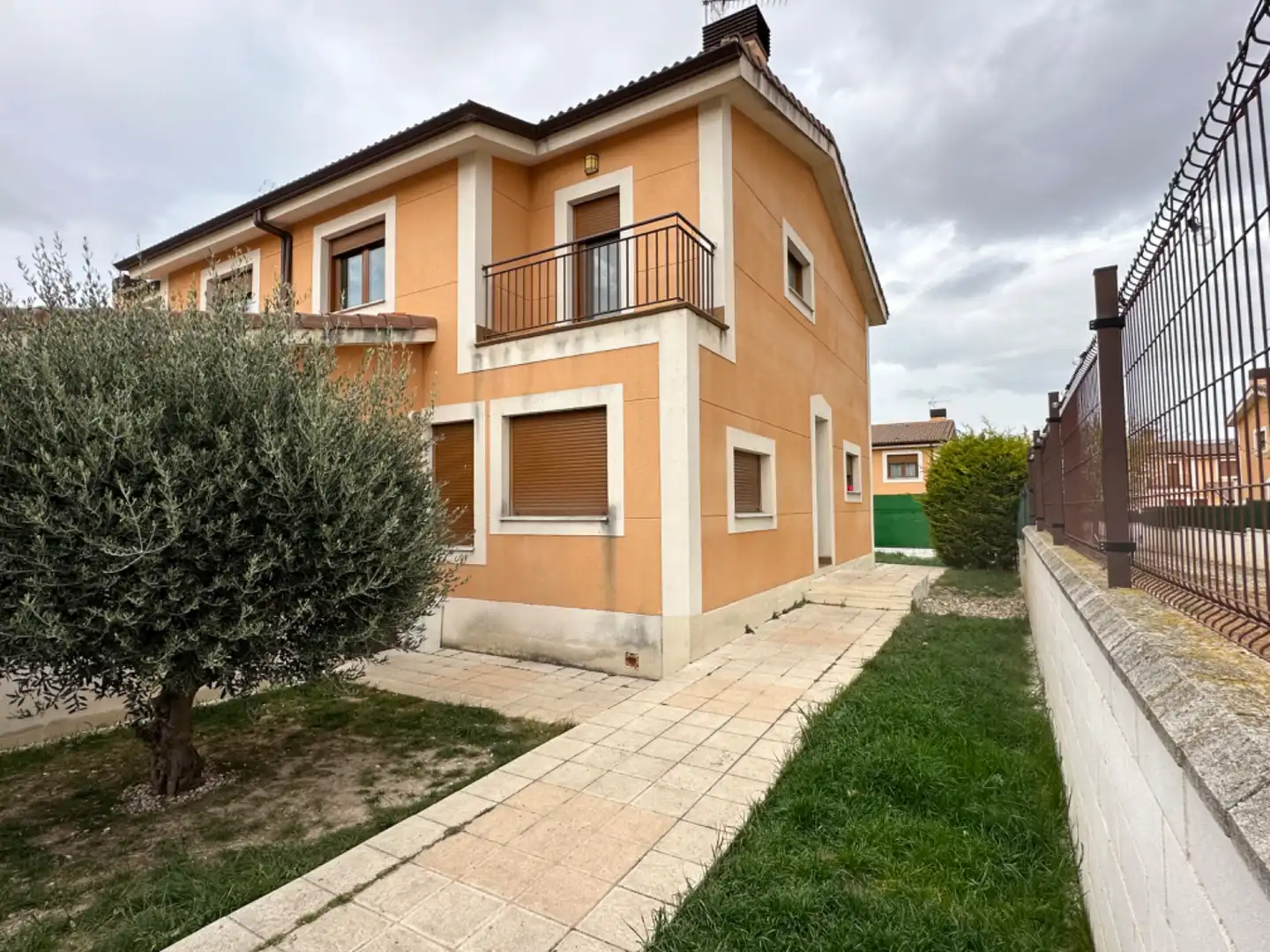 Einfamilien-Reihenhaus zum Verkauf in Calle Merlot