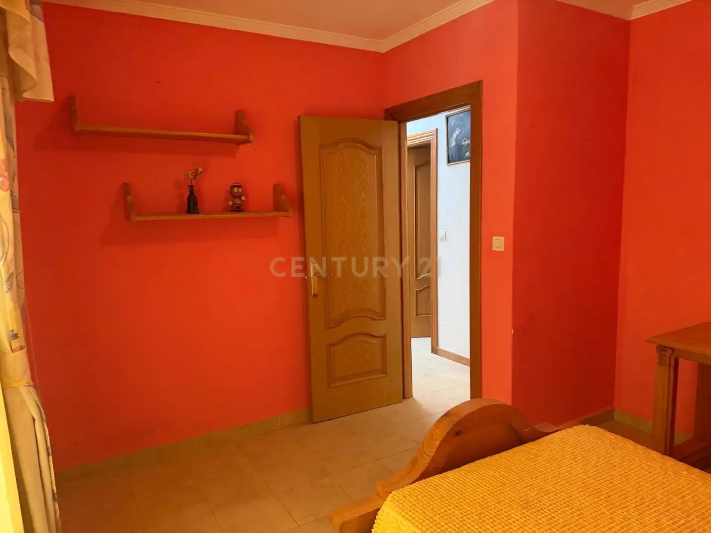 Dormitori de Casa adosada en venda en Otívar amb Traster i Rentadora