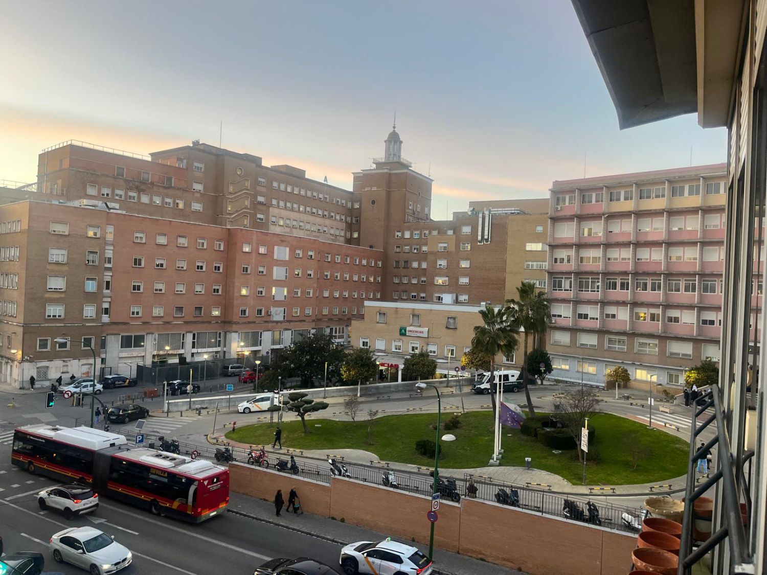 Vista exterior de Pis en venda en  Sevilla Capital amb Aire condicionat, Calefacció i Terrassa