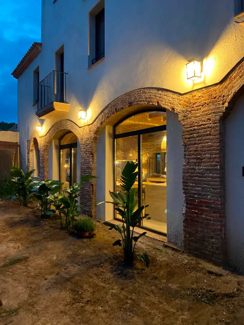 Vista exterior de Finca rústica en venda en Santa Cristina d'Aro amb Aire condicionat, Calefacció i Jardí privat