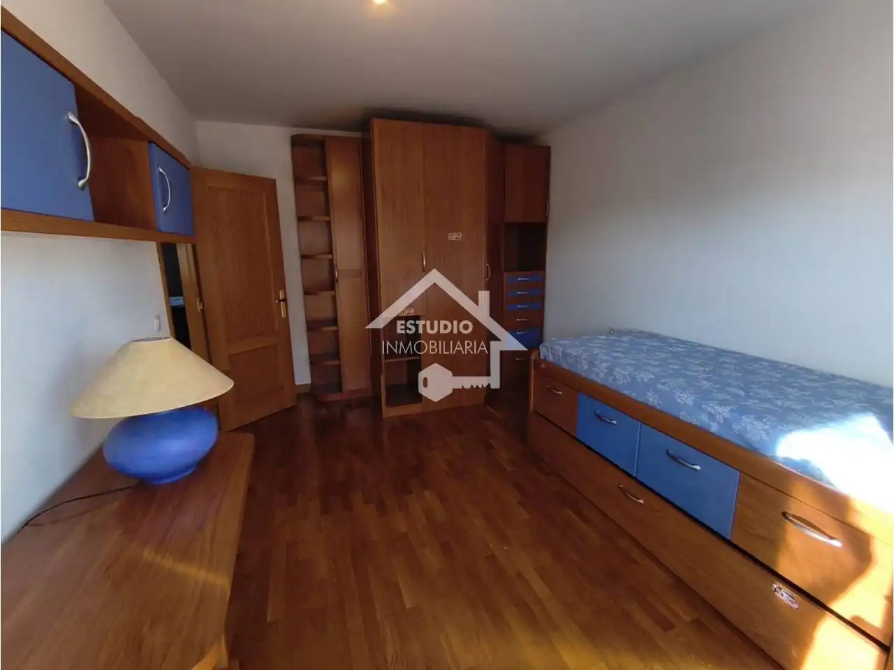 Habitación de Casa adosada en venta en Mendavia con Calefacción, Jardín privado y Parquet
