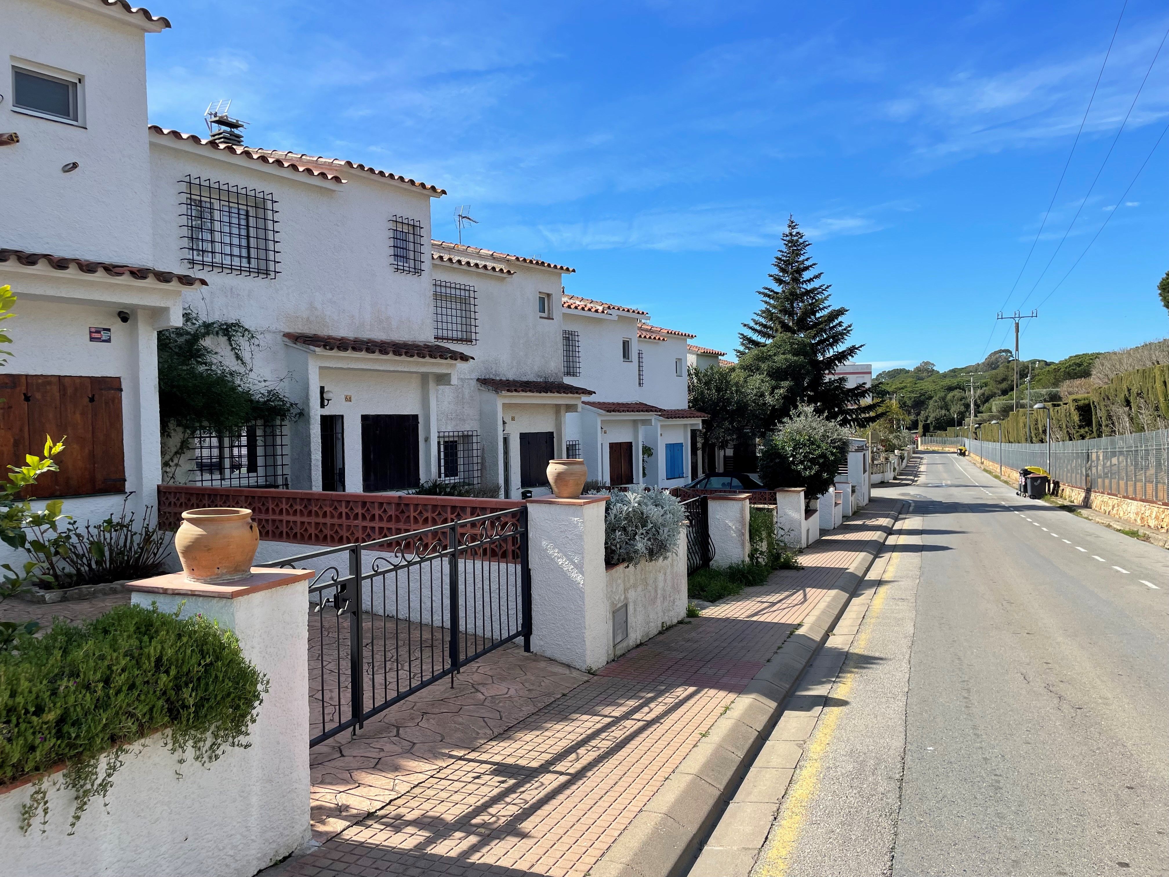 Casa adosada de alquiler en Camí de Cap de Planes, La Fosca - Cala Margarida