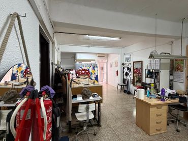 Local comercial en venta en Carrer de les Arts i dels Oficis