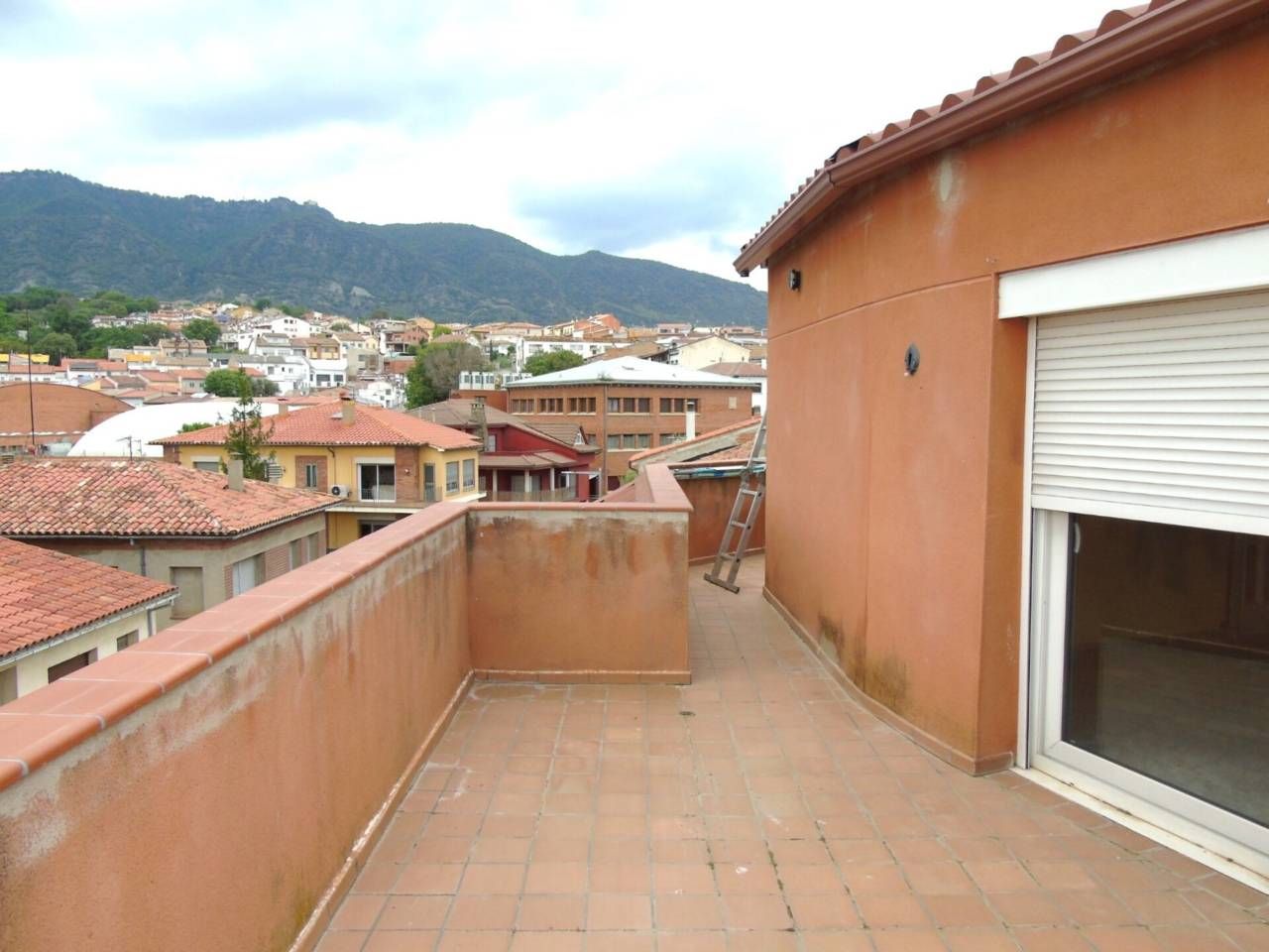 Terrassa de Pis en venda en Sant Pere de Torelló amb Terrassa