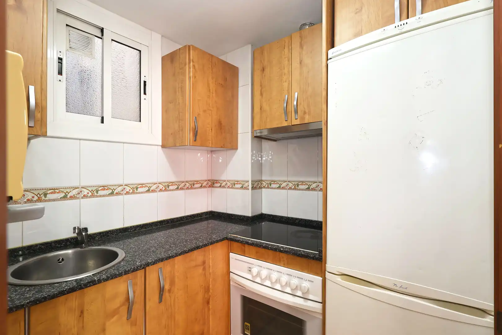 Flat for sale in Carrer de Càceres, Sants