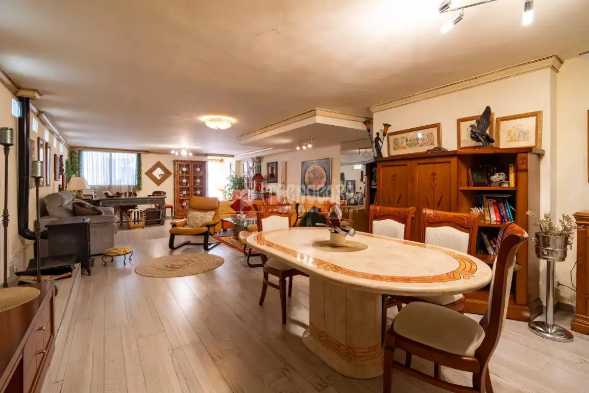 Casa adosada en venta en Padul con Terraza y Piscina comunitaria