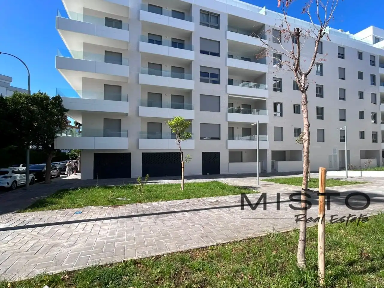 Exterior view of Flat for rent in Nueva Andalucía