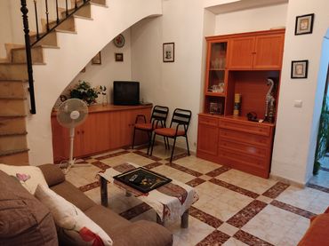 Casa amb balcó en venda a Calle los Remedios