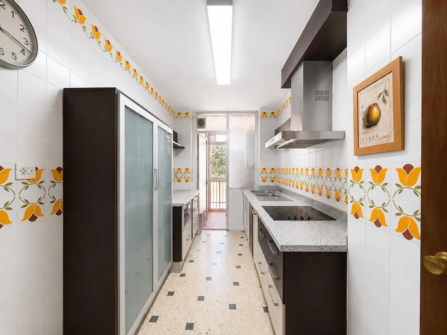Kitchen of Flat for sale in Granada