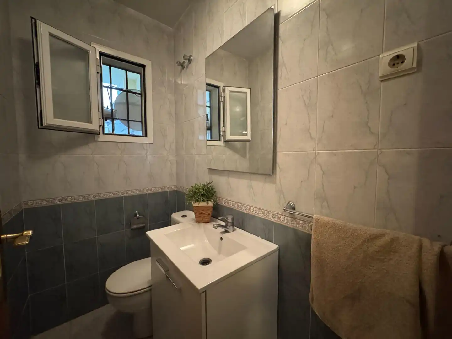 Bathroom of Detached homes for sale in Rincón de la Victoria  with Air Conditioner, Balcony and Community pool