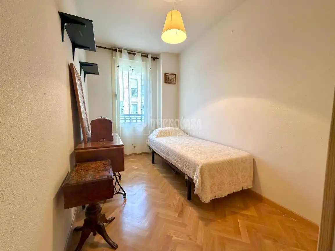 Habitación de Piso en venta en San Martín de la Vega con Calefacción y Trastero