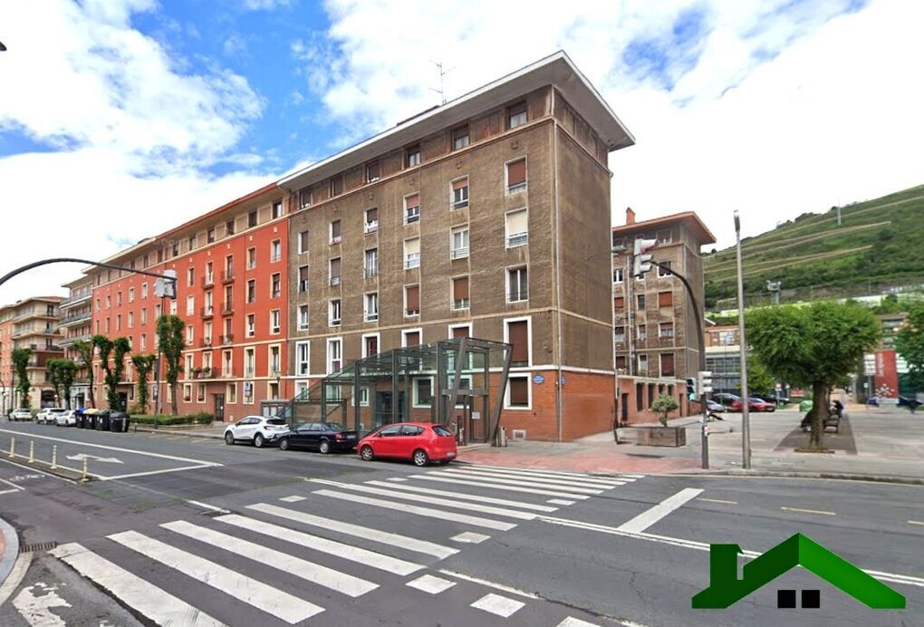 Exterior view of Flat for sale in Bilbao   with Heating and Furnished
