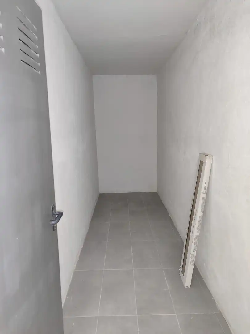 Flat for rent in Madrid  with Air Conditioner, Heating and Storage room
