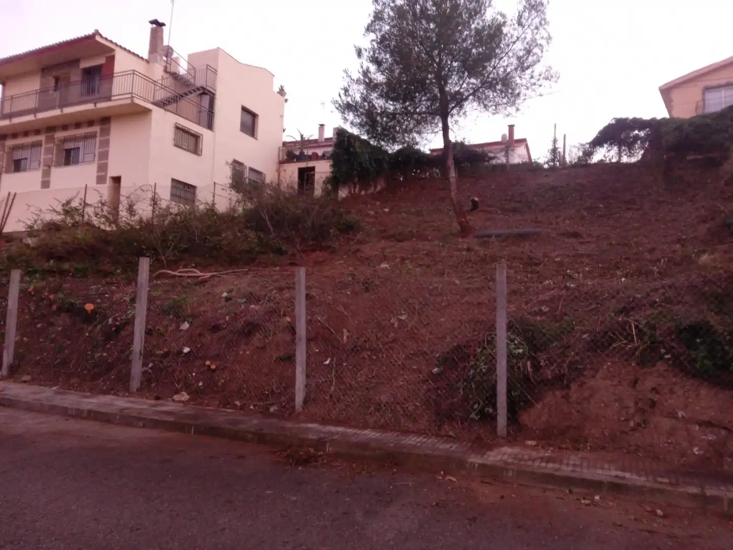 Terreno residencial en venta en Carrer de Cardona 58, imagen 4
