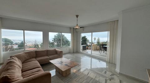 Foto 2 de Apartament de lloguer a Avenida de la Vista, Rancho Domingo - La Hacienda, Málaga