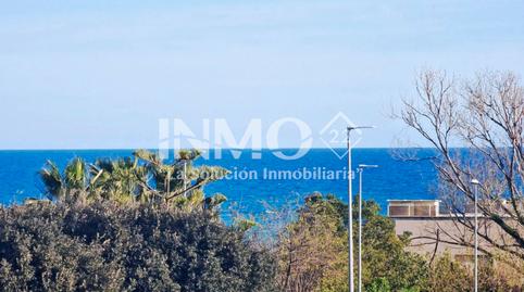 Foto 2 de Apartamento en venta en Carrer Cèsar Martinell, La Dorada, Cambrils