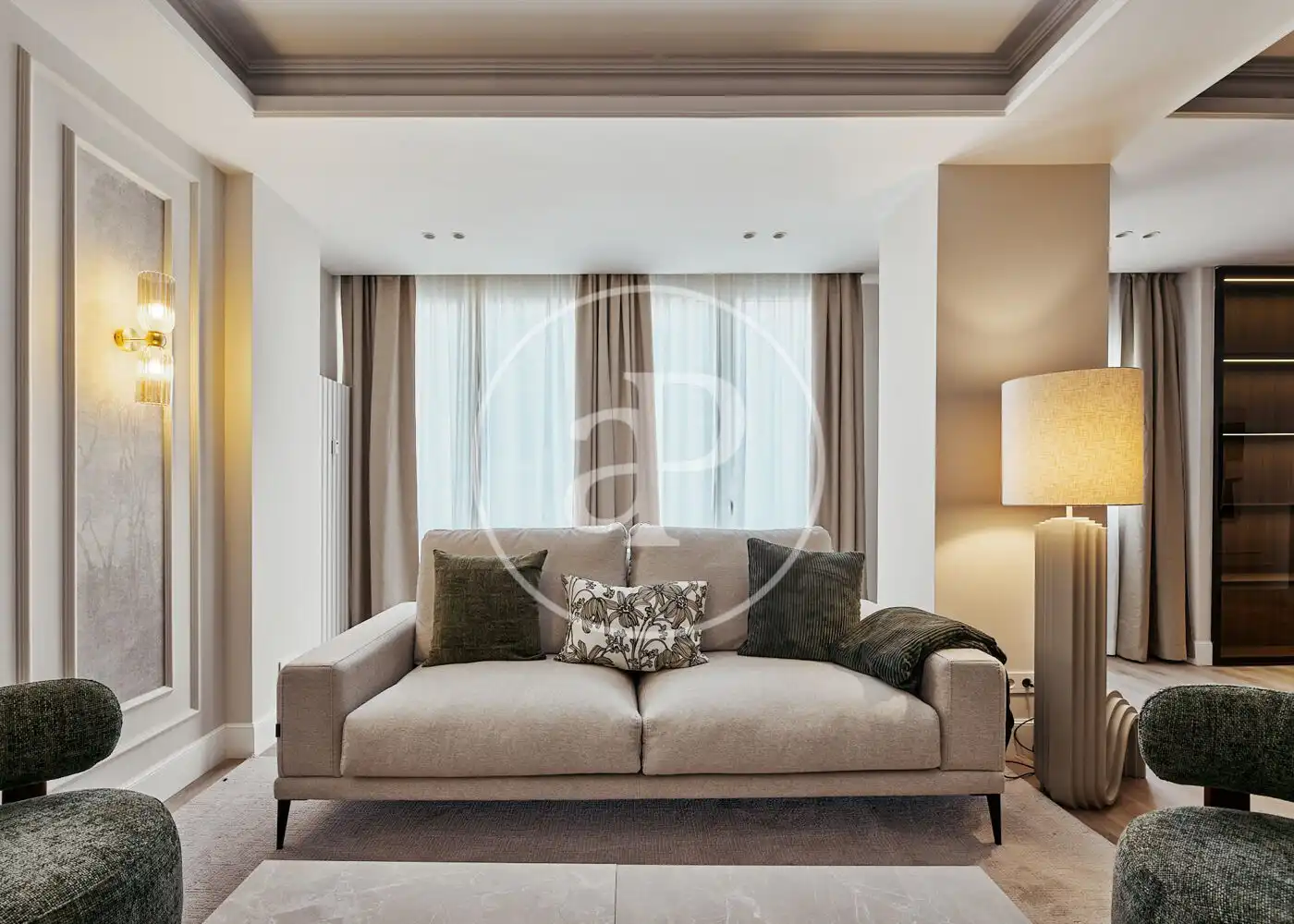 Living room of Flat for sale in Madrid  with Air Conditioner, Heating and Storage room