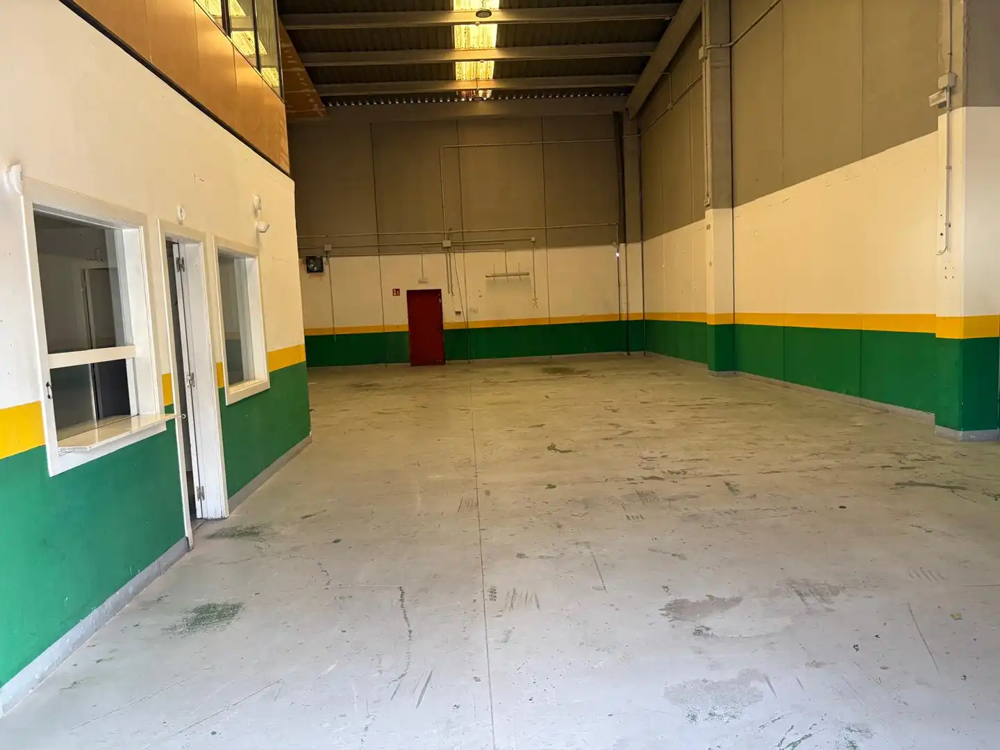 Nau industrial en venda en La Jonquera, Girona