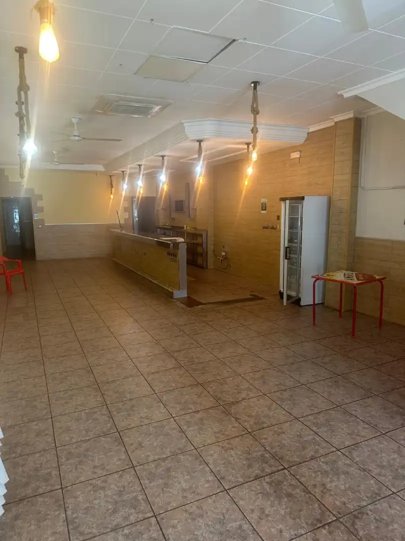 Business premises to rent in Carrer Cronista Pareja 83, imagen 12