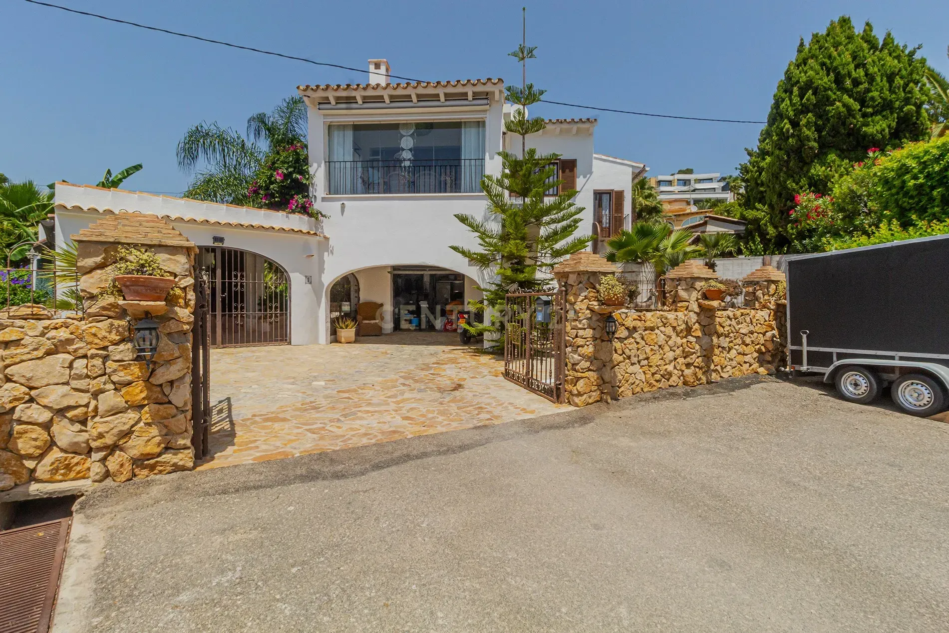 Vista exterior de Casa o xalet en venda en Benissa amb Aire condicionat, Jardí privat i Traster