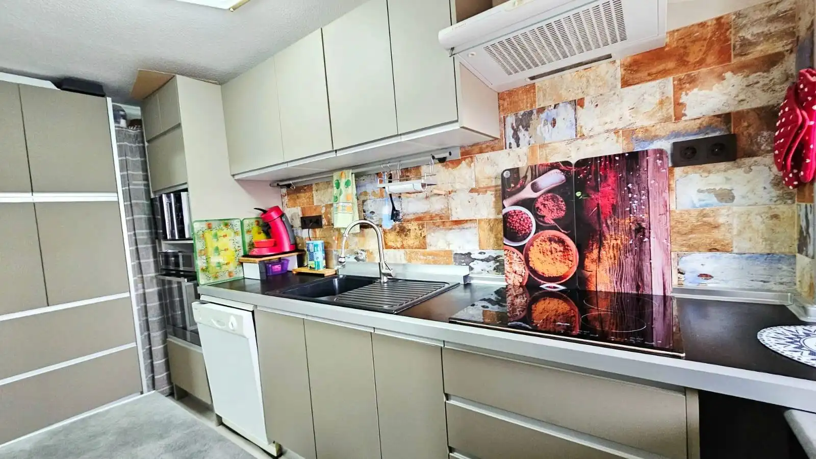 Piso con terraza en venta en Calle ALMORADI, imagen 10