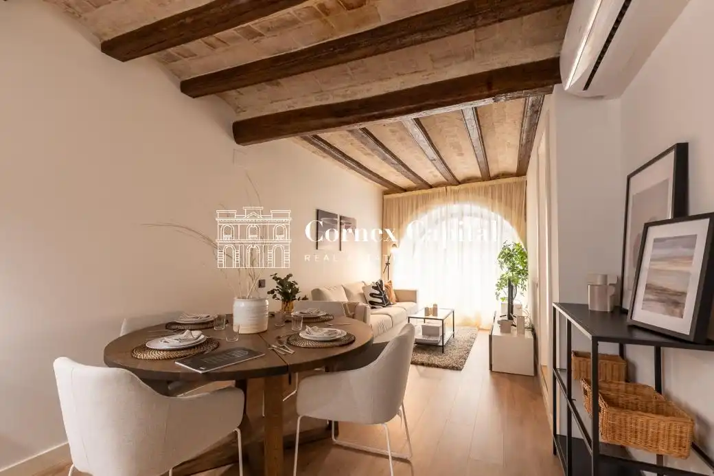 Piso de obra nueva con ascensor en venta en Carrer del Príncep de Viana, imagen 2