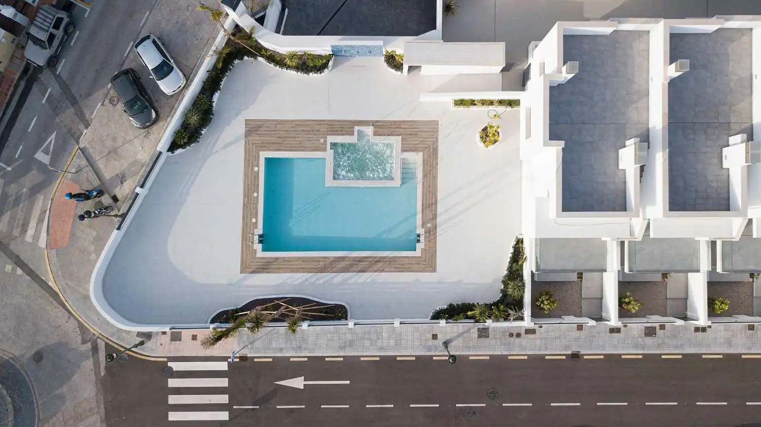 Piscina de Casa adosada en venta en Nerja con Aire acondicionado, Calefacción y Terraza
