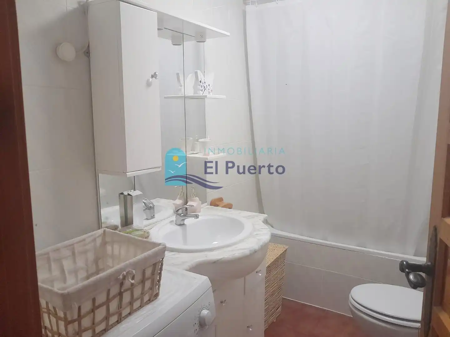 Bathroom of Apartments for sale in Pedanías Oeste