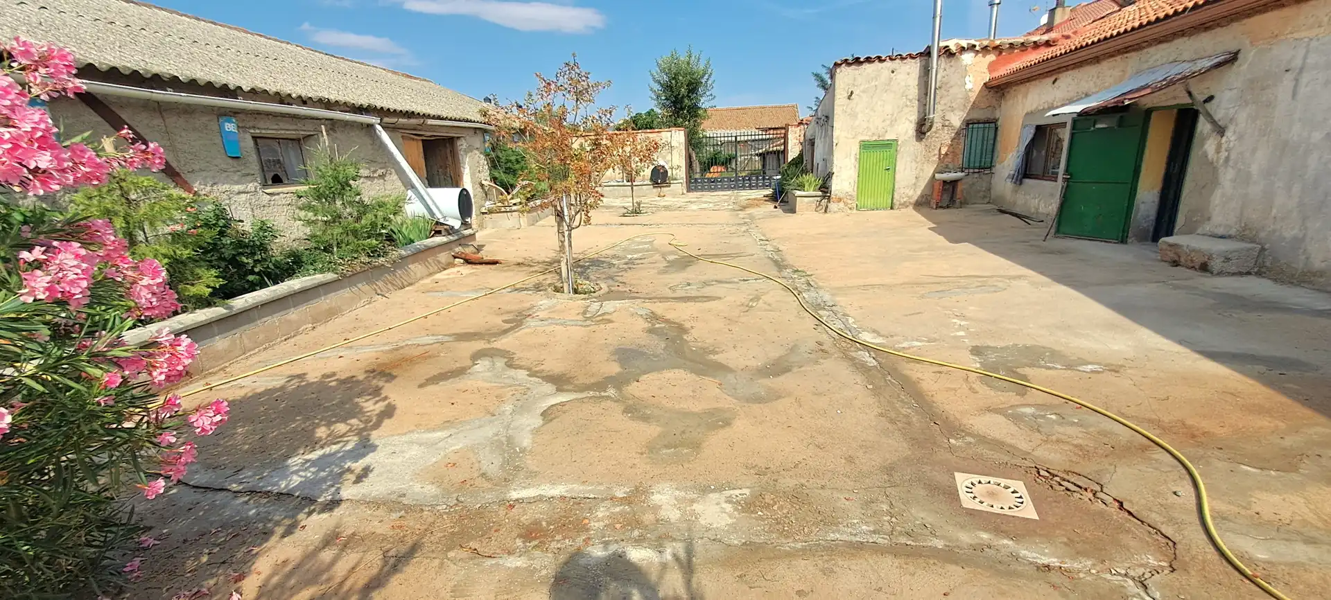 Finca rústica en venta en Labajos con Calefacción, Jardín privado y Trastero