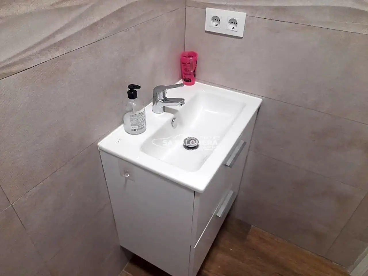 Badezimmer von Wohnung zum Verkauf in Blanes mit Terrasse
