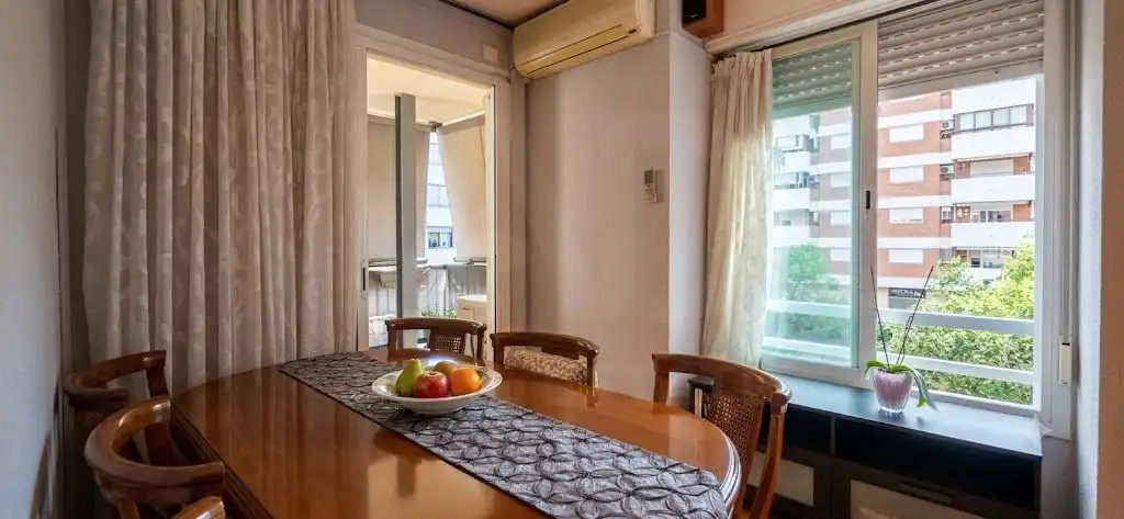 Dining room of Flat for sale in Barcelona  with Air Conditioner and Heating