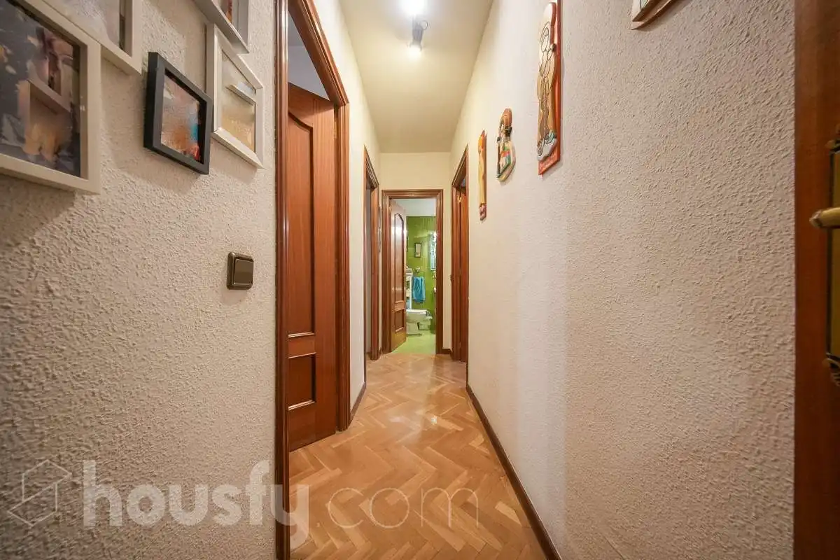 Pis en venda en Madrid amb Calefacció, Terrassa i Moblat