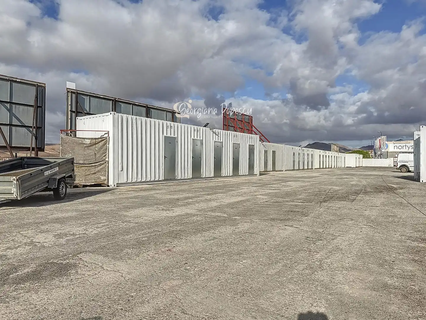 Storage room for rent in Dulcinea, 23, Buenavista - Rosa Vila