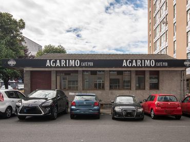 Business premises for sale in Calle Calle Naturista López Seoane 19