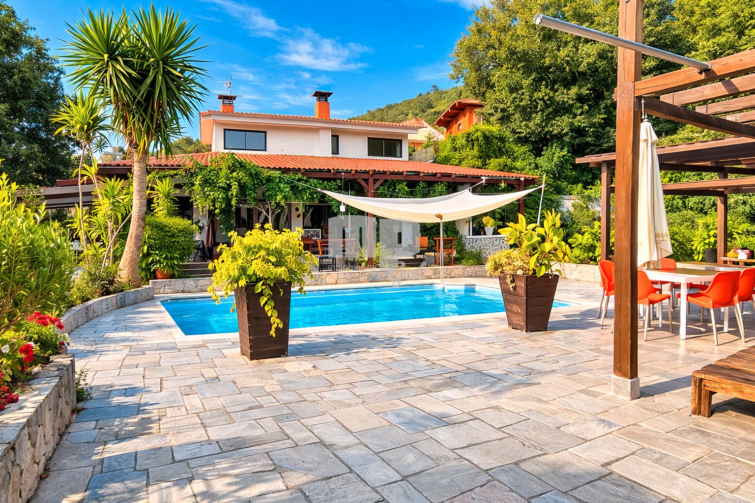 Piscina de Casa o xalet en venda en Mos amb Calefacció, Jardí privat i Piscina