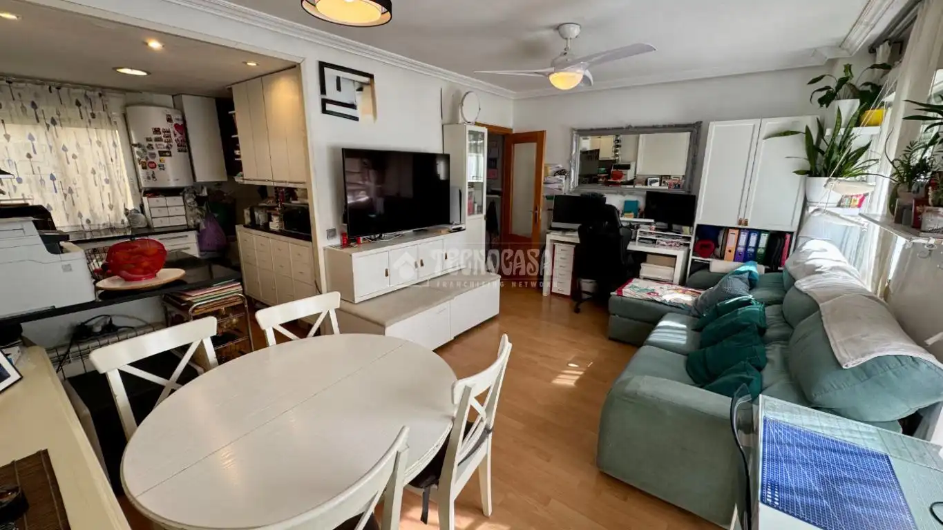 Living room of Flat for sale in Alpedrete  with Heating, Storage room and Balcony
