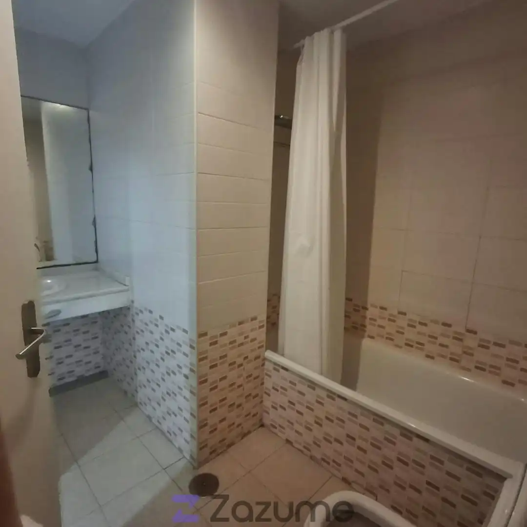 Bathroom of Flat for rent in El Puerto de Santa María  with Air Conditioner, Terrace and Swimming Pool