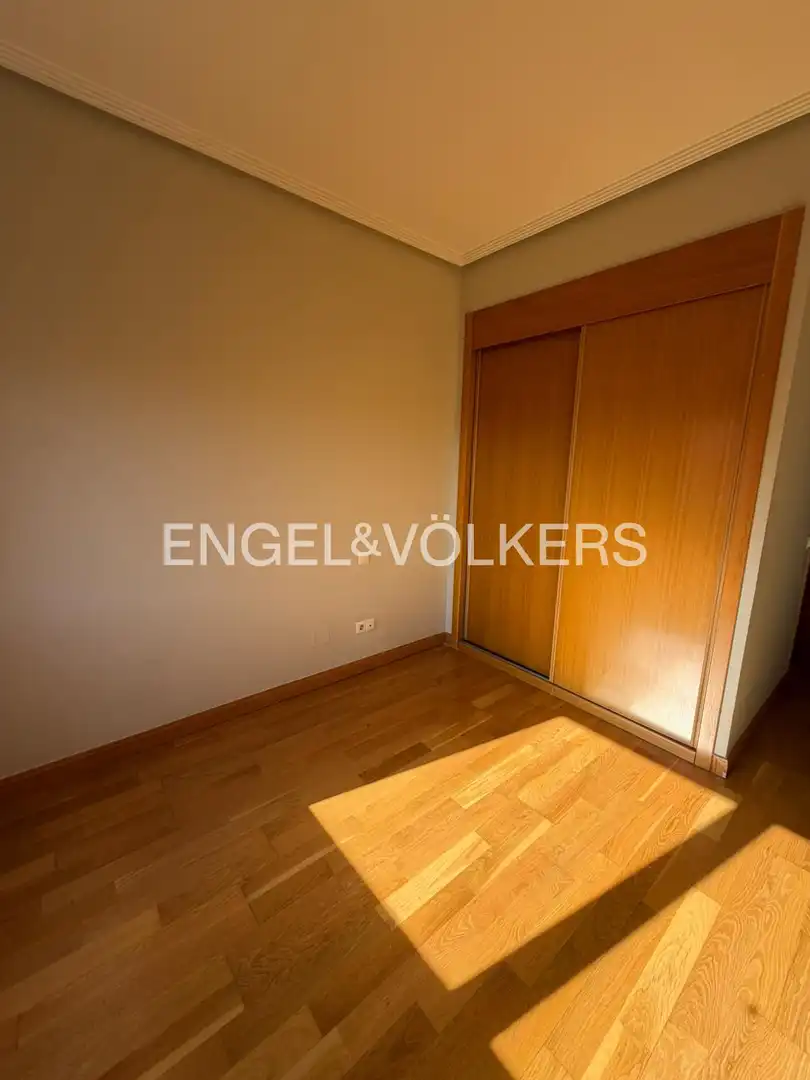 Apartamento de alquiler en San Sebastián de los Reyes con Aire acondicionado, Calefacción y Jardín privado