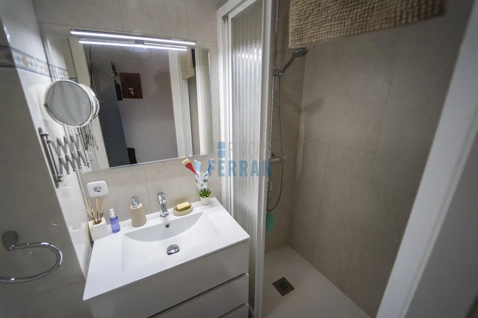 Baño de Piso en venta en Cerdanyola del Vallès con Aire acondicionado, Calefacción y Parquet
