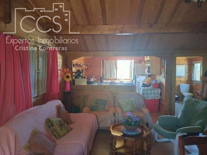 Sala d'estar de Finca rústica en venda en Rociana del Condado amb Piscina