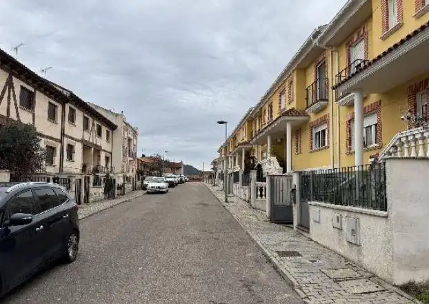 Adossat en venda a Calle Reina Sofia 8, imagen 3